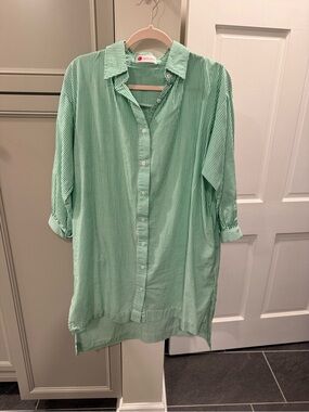 Caryn Lawn Button-Front High-Low Shirt Dress in Mint Green stripe